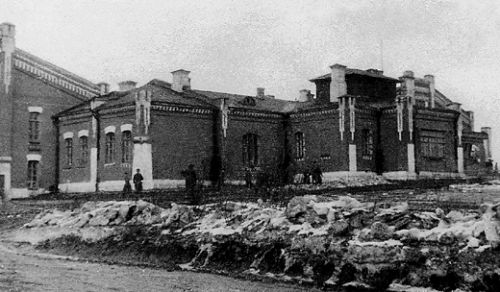 red_barracks
