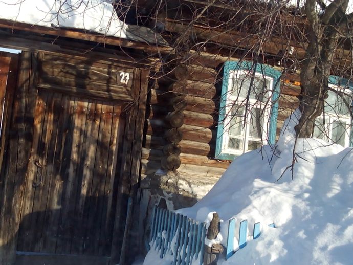 частный дом по улице Школьная 27 Сыростан