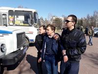 Акция сторонников Навального в Челябинске закончилась массовыми задержаниями