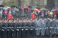 Сильный дождь на Параде Победы